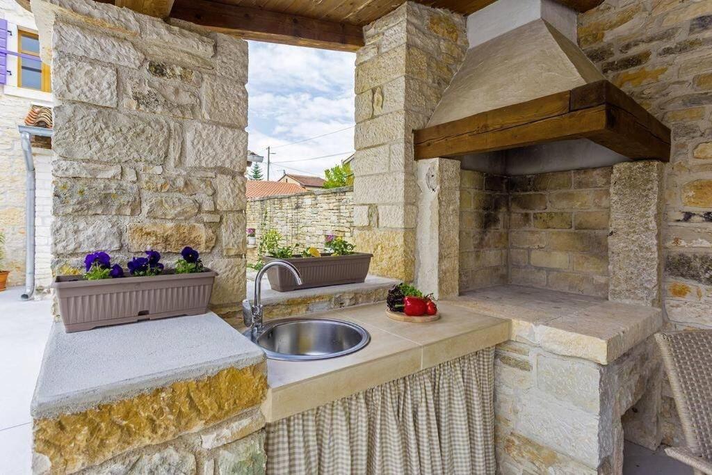 Burići House Kristina ****ヴィラ エクステリア 写真