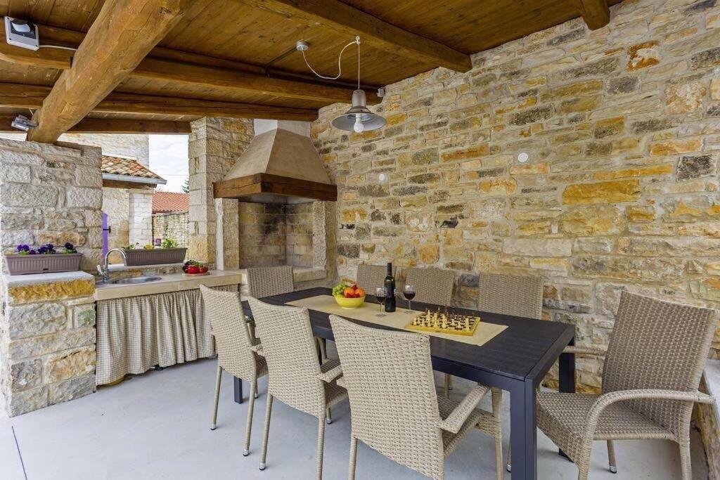 Burići House Kristina ****ヴィラ エクステリア 写真